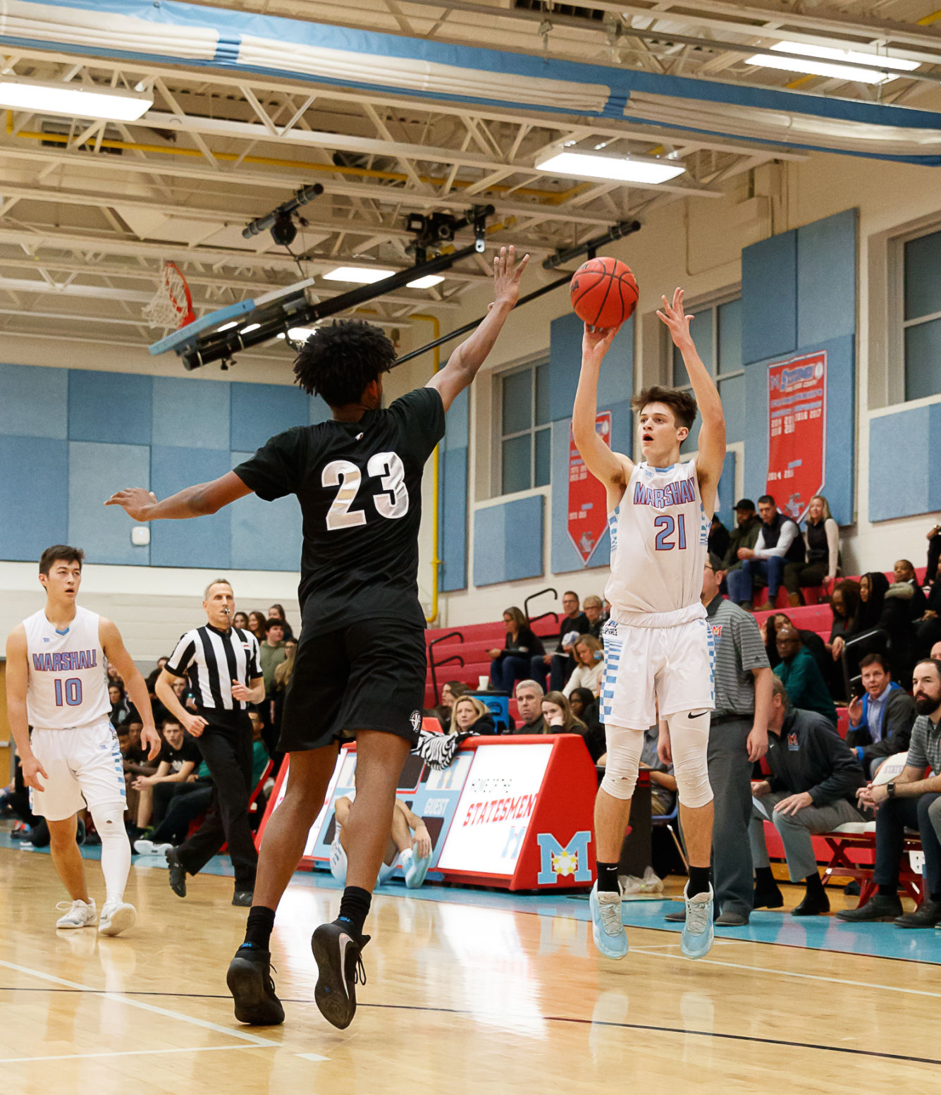 Marshall vs. Wakefield boys hoops 17